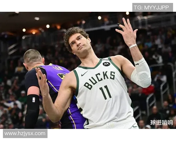 布鲁克洛佩斯：从篮球新星到NBA传奇的成长之路